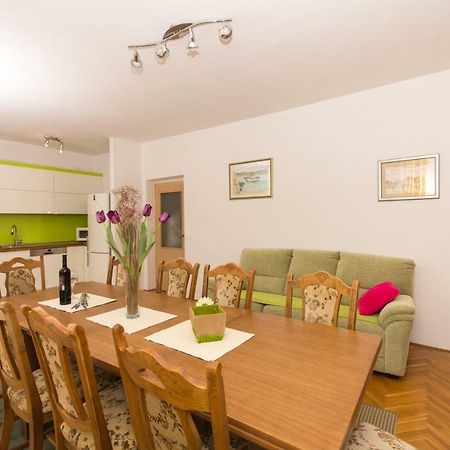 Apartman Domić Slatine Bagian luar foto