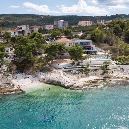 Apartman Domić Slatine Bagian luar foto